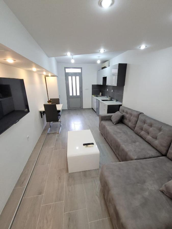Apartment Diamond -Modern And Lovely Seaside Studio Apartment Kotor Exteriér fotografie