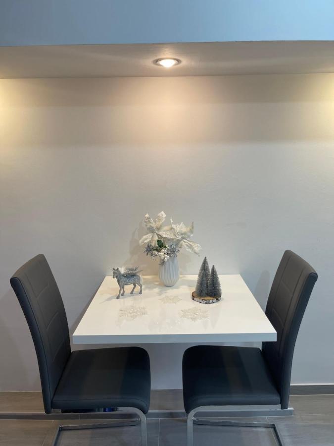 Apartment Diamond -Modern And Lovely Seaside Studio Apartment Kotor Exteriér fotografie